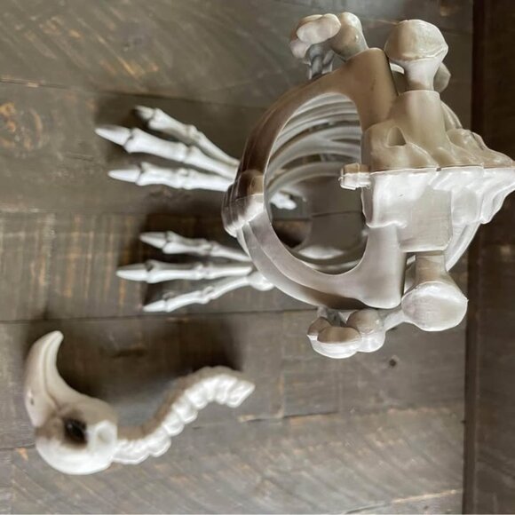 Skeleton Vulture Halloween Prop Scary Bird Raven Haunted Yard Outdoor Party Bone - Picture 4 of 8